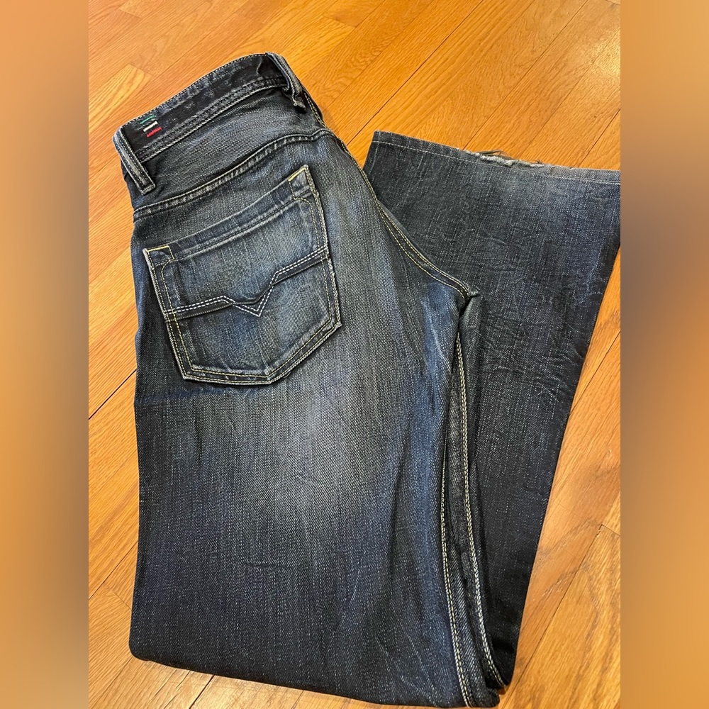 Diesel Koffha Men’s boot cut button fly jeans size 32x31. Excellent condition